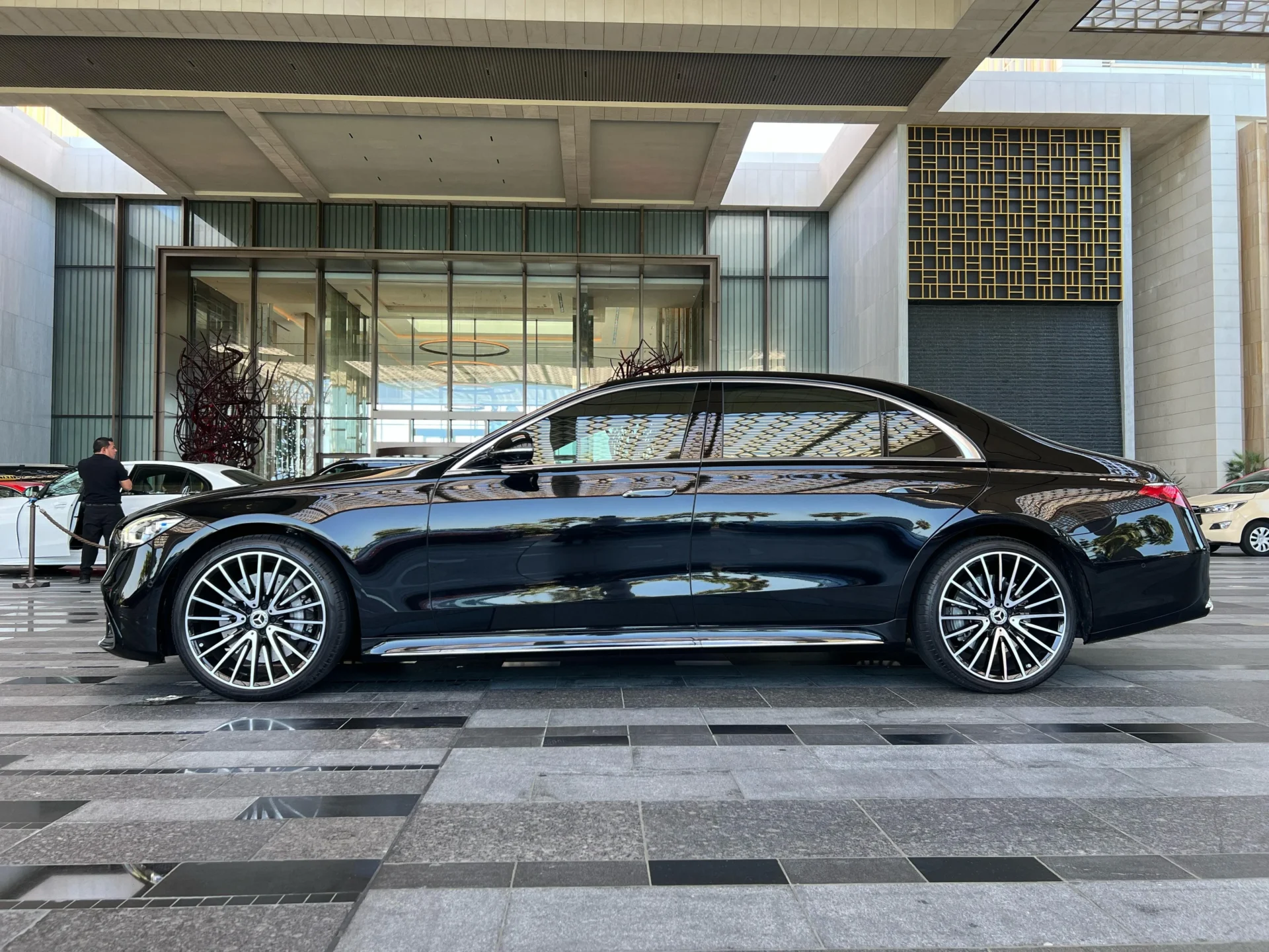 Mercedes Benz S500 2025 - Image 3