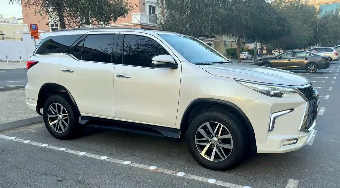 Toyota Fortuner - Image 4