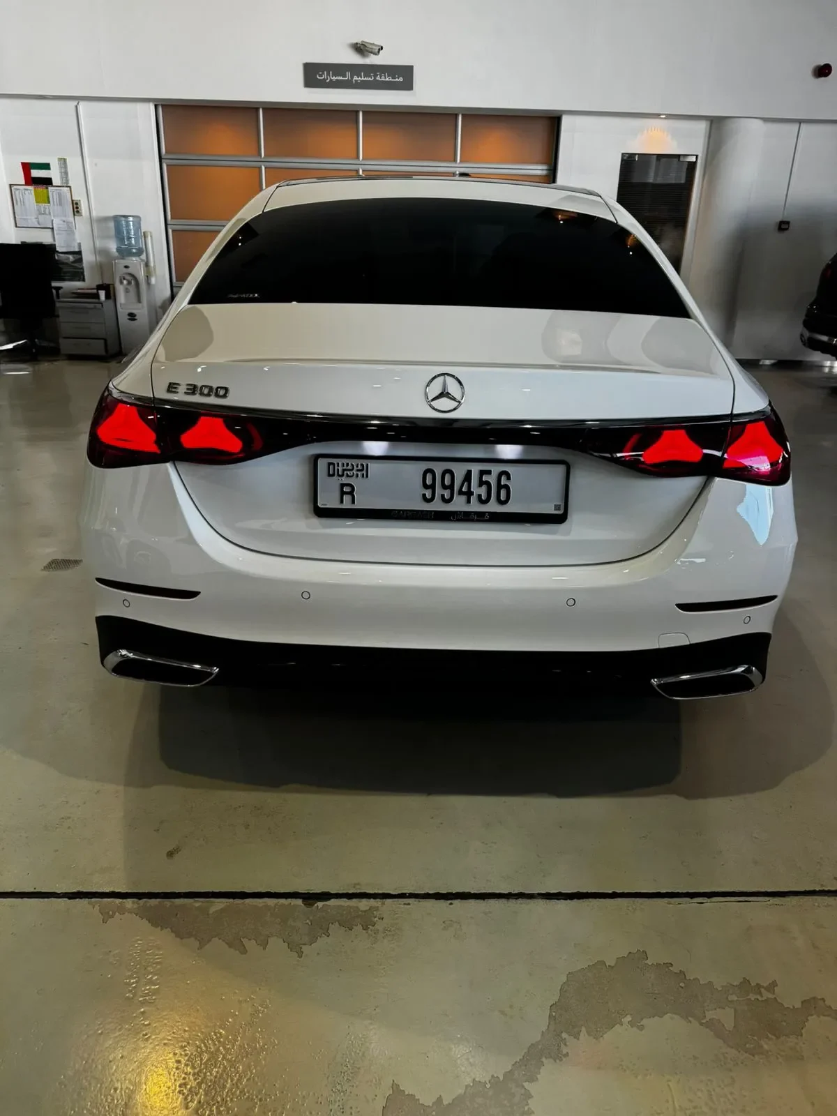 Mercedes E300 - Image 5