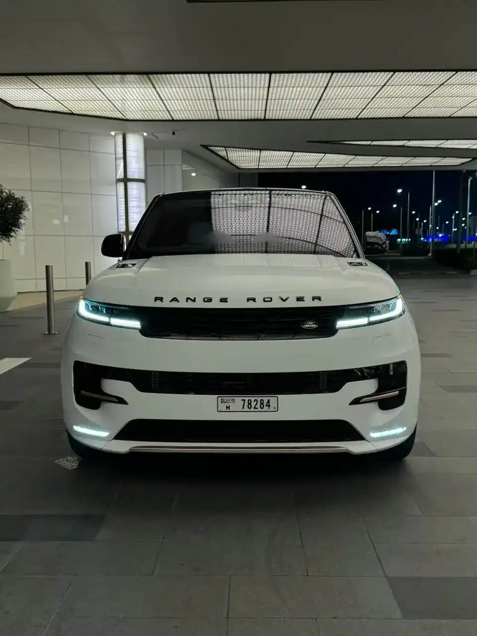 Range Rover Sport - Image 4