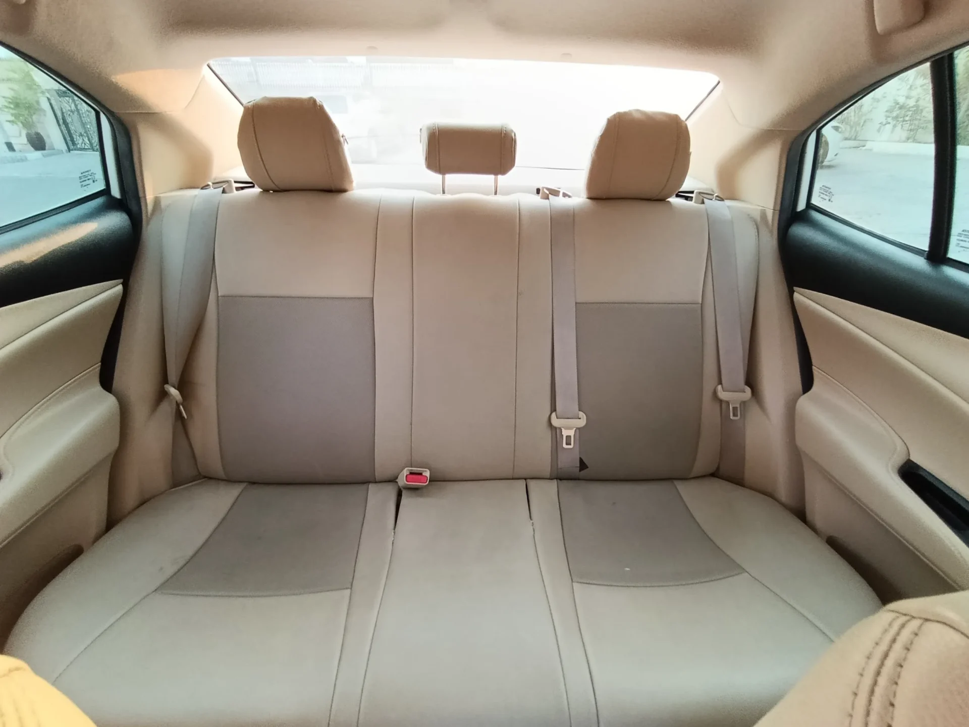 Toyota Yaris - Image 10