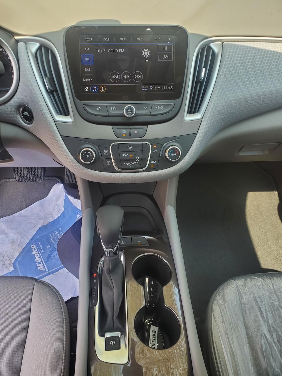 Chevrolet Malibu 2024, White for rent in Dubai, photo 2