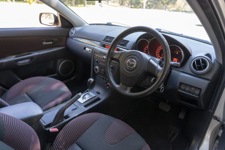 Mazda 3 for rent in Dubai, photo 1
