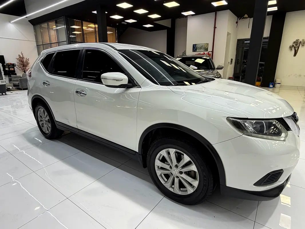 Nissan X-Trail for rent in Dubai, photo 1