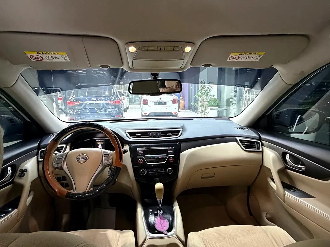 Nissan X-Trail for rent in Dubai, photo 2